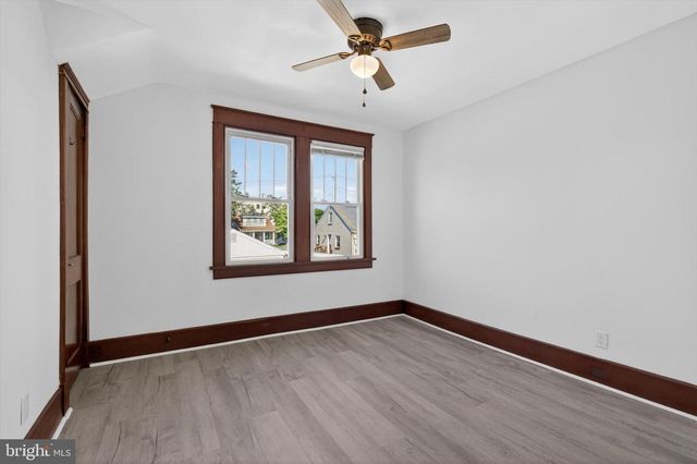 3408 SCHOOLHOUSE LN, Harrisburg, PA 17109