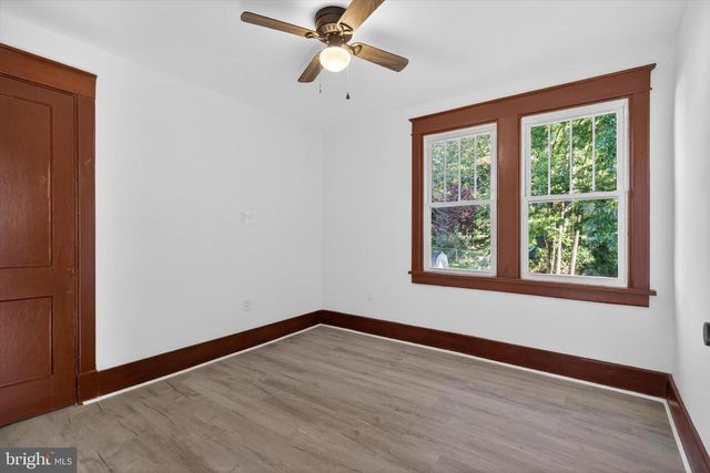 3408 SCHOOLHOUSE LN, Harrisburg, PA 17109