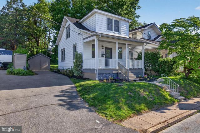 3408 SCHOOLHOUSE LN, Harrisburg, PA 17109