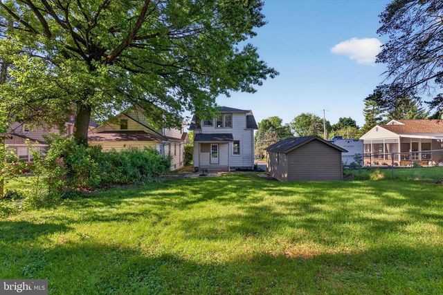 3408 SCHOOLHOUSE LN, Harrisburg, PA 17109