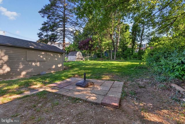 3408 SCHOOLHOUSE LN, Harrisburg, PA 17109