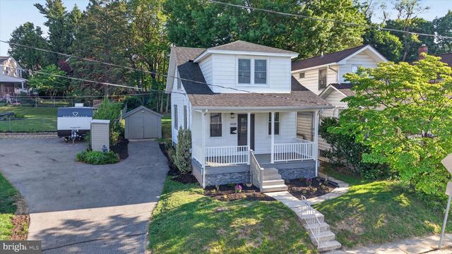 3408 SCHOOLHOUSE LN, Harrisburg, PA 17109