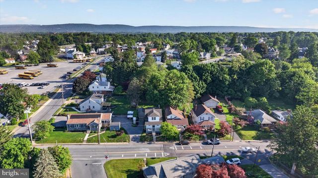 3408 SCHOOLHOUSE LN, Harrisburg, PA 17109