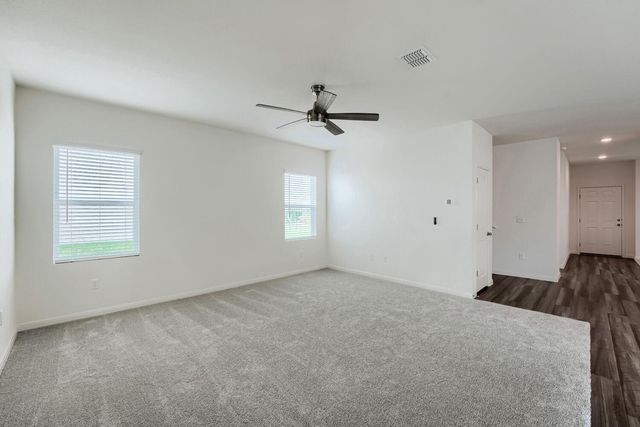 124 Mullen WAY, Taylor, TX 76574