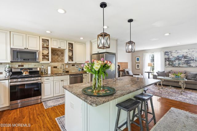 3 Claire Circle, Howell, NJ 07731