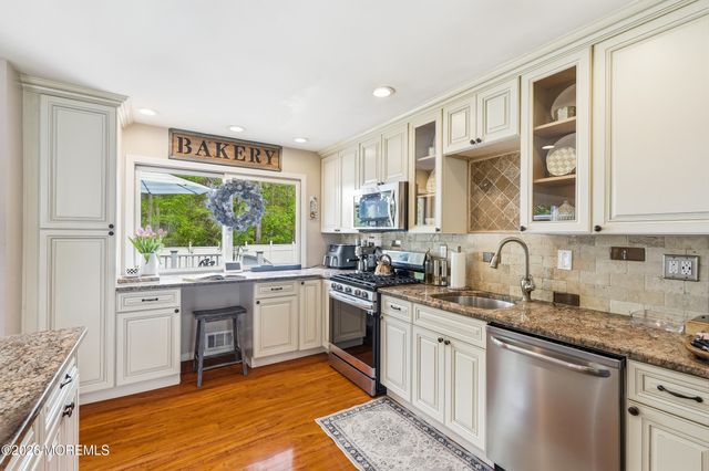 3 Claire Circle, Howell, NJ 07731