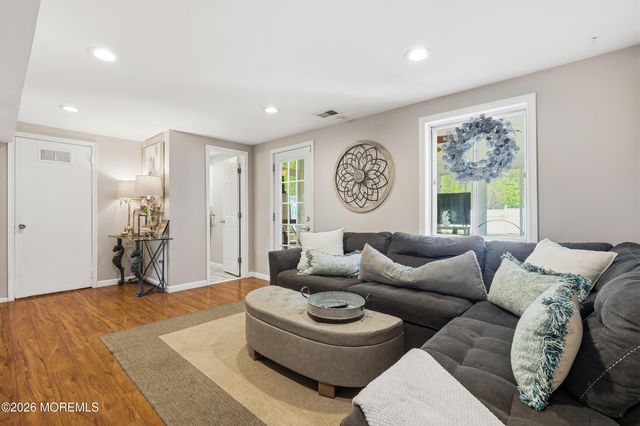 3 Claire Circle, Howell, NJ 07731