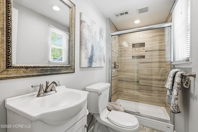 3 Claire Circle, Howell, NJ 07731