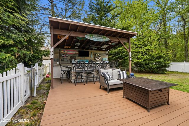 3 Claire Circle, Howell, NJ 07731