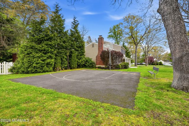 3 Claire Circle, Howell, NJ 07731