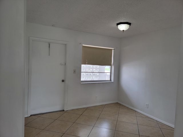 4310 NW 12th Court 205, Lauderhill, FL 33313