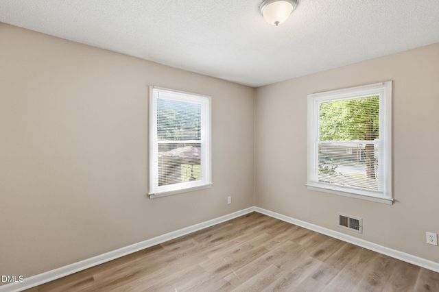 113 E Franklin Street, Zebulon, NC 27597
