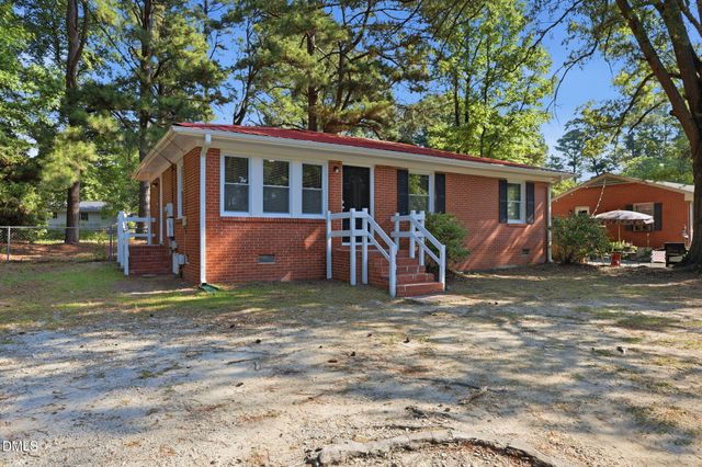 113 E Franklin Street, Zebulon, NC 27597