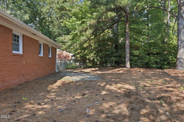 113 E Franklin Street, Zebulon, NC 27597
