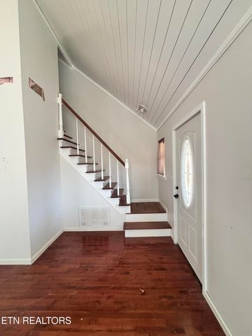 230 Windcrest Lane, Harriman, TN 37748