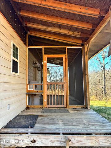 230 Windcrest Lane, Harriman, TN 37748