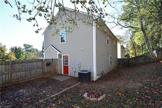 717 Pilgrim Ford Court, Clemmons, NC 27012