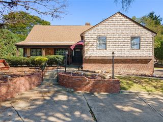 4925 Brownsville Rd, Whitehall, PA 15236