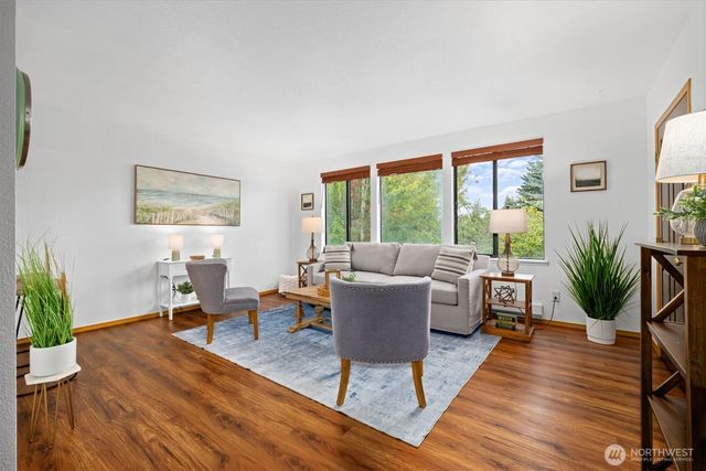2120 Highland Avenue #304, Everett, WA 98201