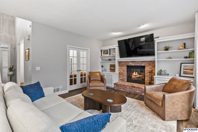 15952 Bauman Avenue, Omaha, NE 68116