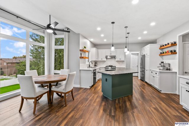 15952 Bauman Avenue, Omaha, NE 68116
