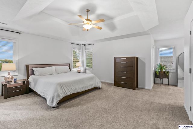 15952 Bauman Avenue, Omaha, NE 68116