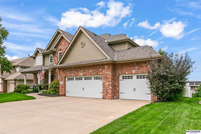 15952 Bauman Avenue, Omaha, NE 68116