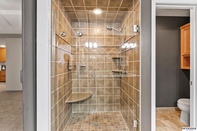 15952 Bauman Avenue, Omaha, NE 68116