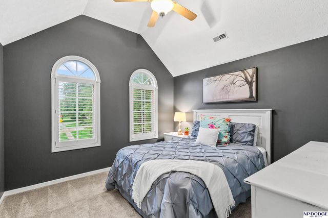 15952 Bauman Avenue, Omaha, NE 68116