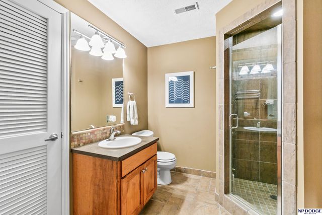 15952 Bauman Avenue, Omaha, NE 68116