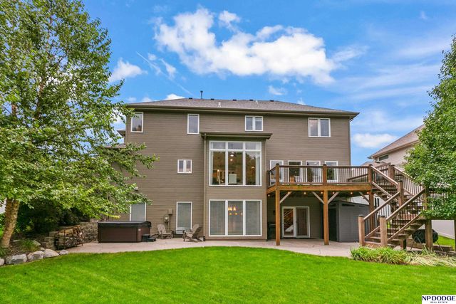 15952 Bauman Avenue, Omaha, NE 68116