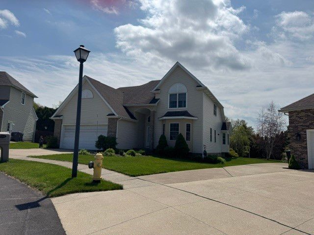 5202 ADRIENNE Court, Erie, PA 16506