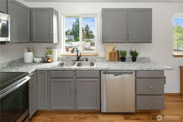 8520 Pepperidge Lane SE, Yelm, WA 98597