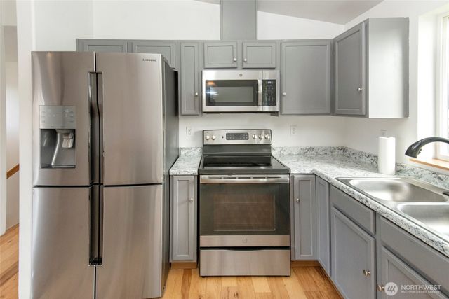 8520 Pepperidge Lane SE, Yelm, WA 98597