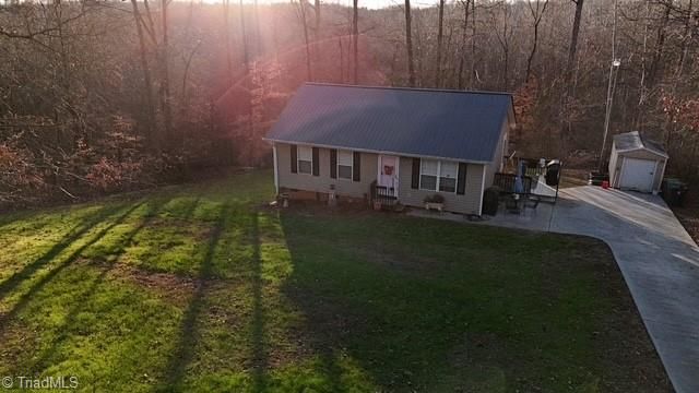 1045 Quail Road, Lexington, NC 27292