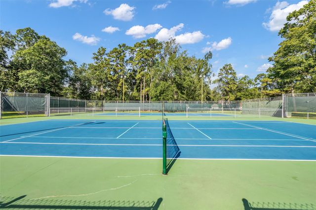 1022 S Diamondhead Boulevard, Crosby, TX 77532