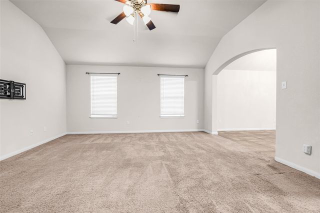 1022 S Diamondhead Boulevard, Crosby, TX 77532