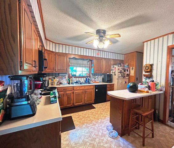 152A E Turkey Pen Road, Highland, AR 72542