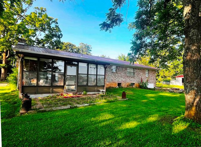 152A E Turkey Pen Road, Highland, AR 72542
