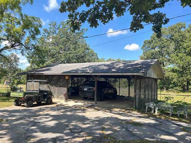 152A E Turkey Pen Road, Highland, AR 72542