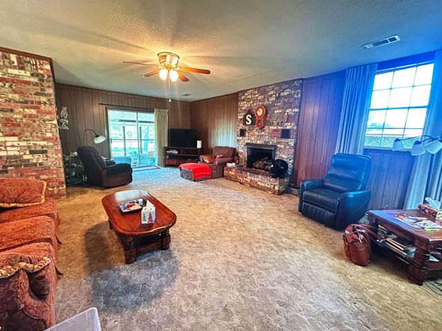 152A E Turkey Pen Road, Highland, AR 72542