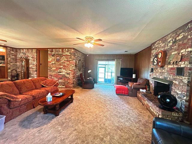 152A E Turkey Pen Road, Highland, AR 72542