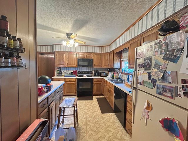 152A E Turkey Pen Road, Highland, AR 72542