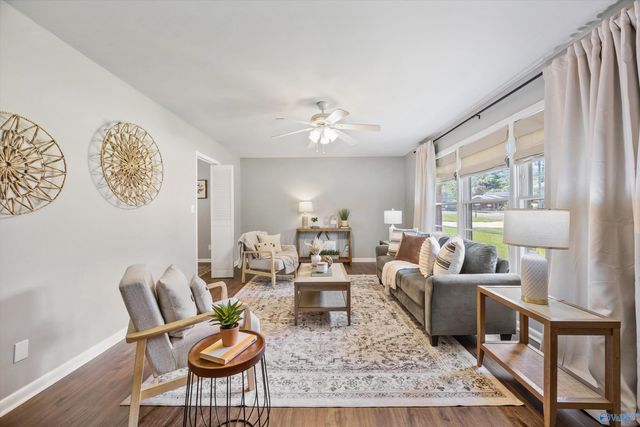 2013 Cloys Avenue NE, Huntsville, AL 35811