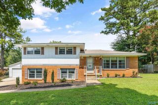 2013 Cloys Avenue NE, Huntsville, AL 35811