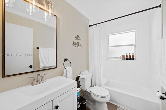 334 SW 194th Avenue, Pembroke Pines, FL 33029