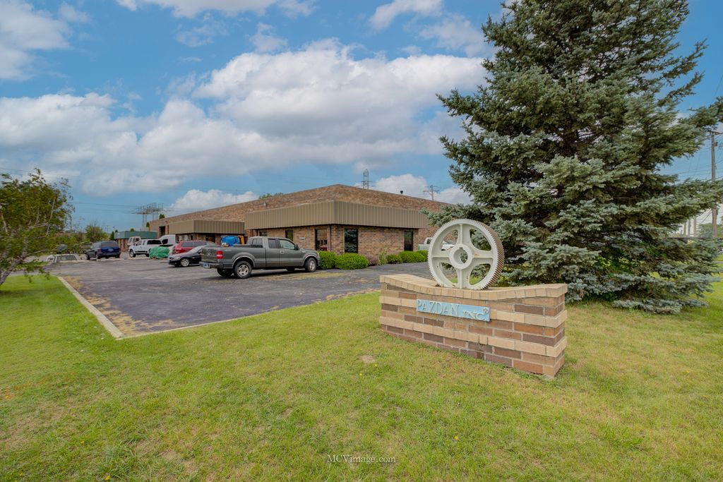 7500 W 84th Place, Bridgeview, IL 60455