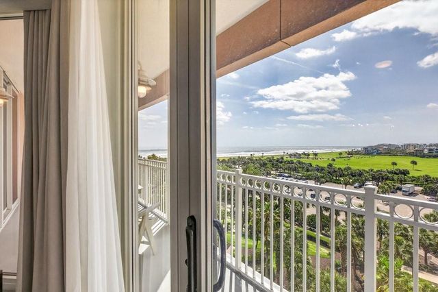 200 OCEAN CREST DRIVE 517, Palm Coast, FL 32137