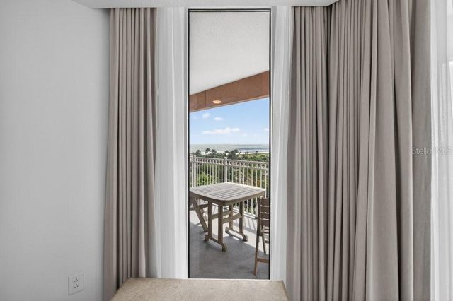 200 OCEAN CREST DRIVE 517, Palm Coast, FL 32137