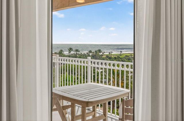 200 OCEAN CREST DRIVE 517, Palm Coast, FL 32137